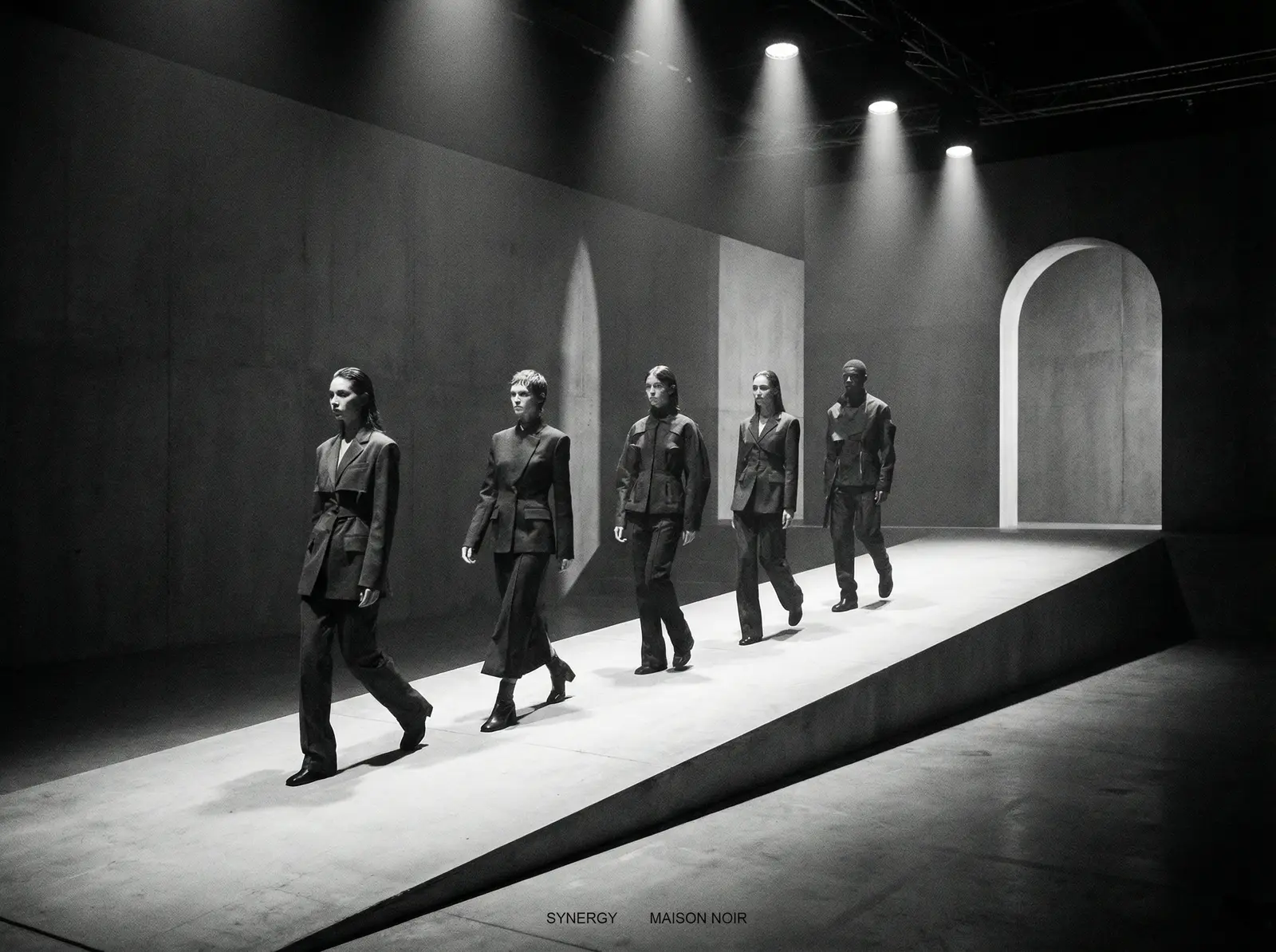 必赢亚洲娱乐 灵感橱窗 编队走秀视觉